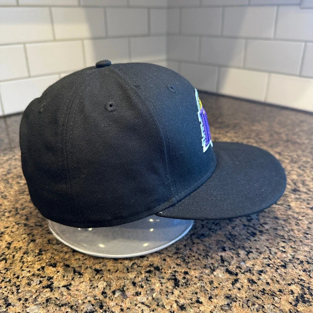 Los Angeles Lakers New Era 59FIFTY Fitted Hat Cap 7 1/2 Black Purple NBA
